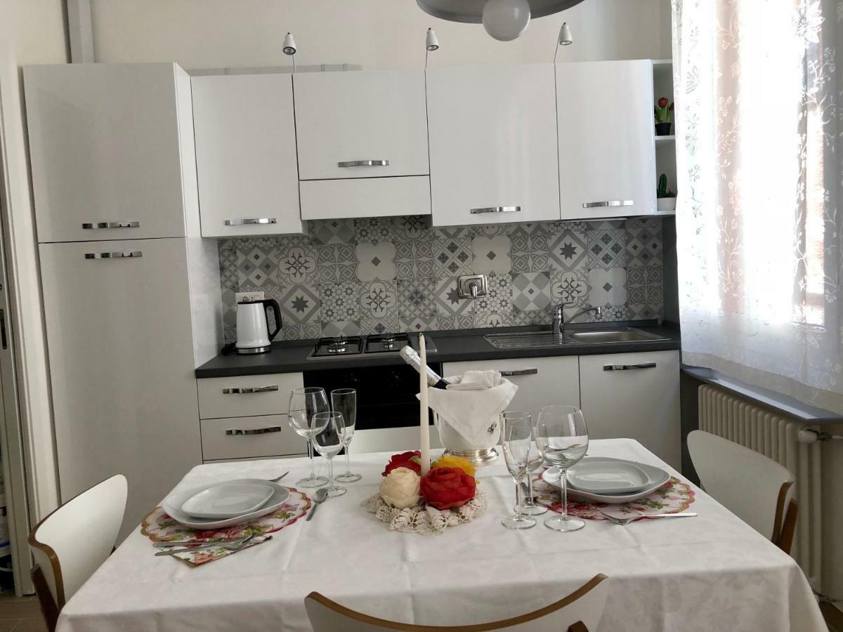 Апартаменты Temporary House De' Giudei Болонья Экстерьер фото