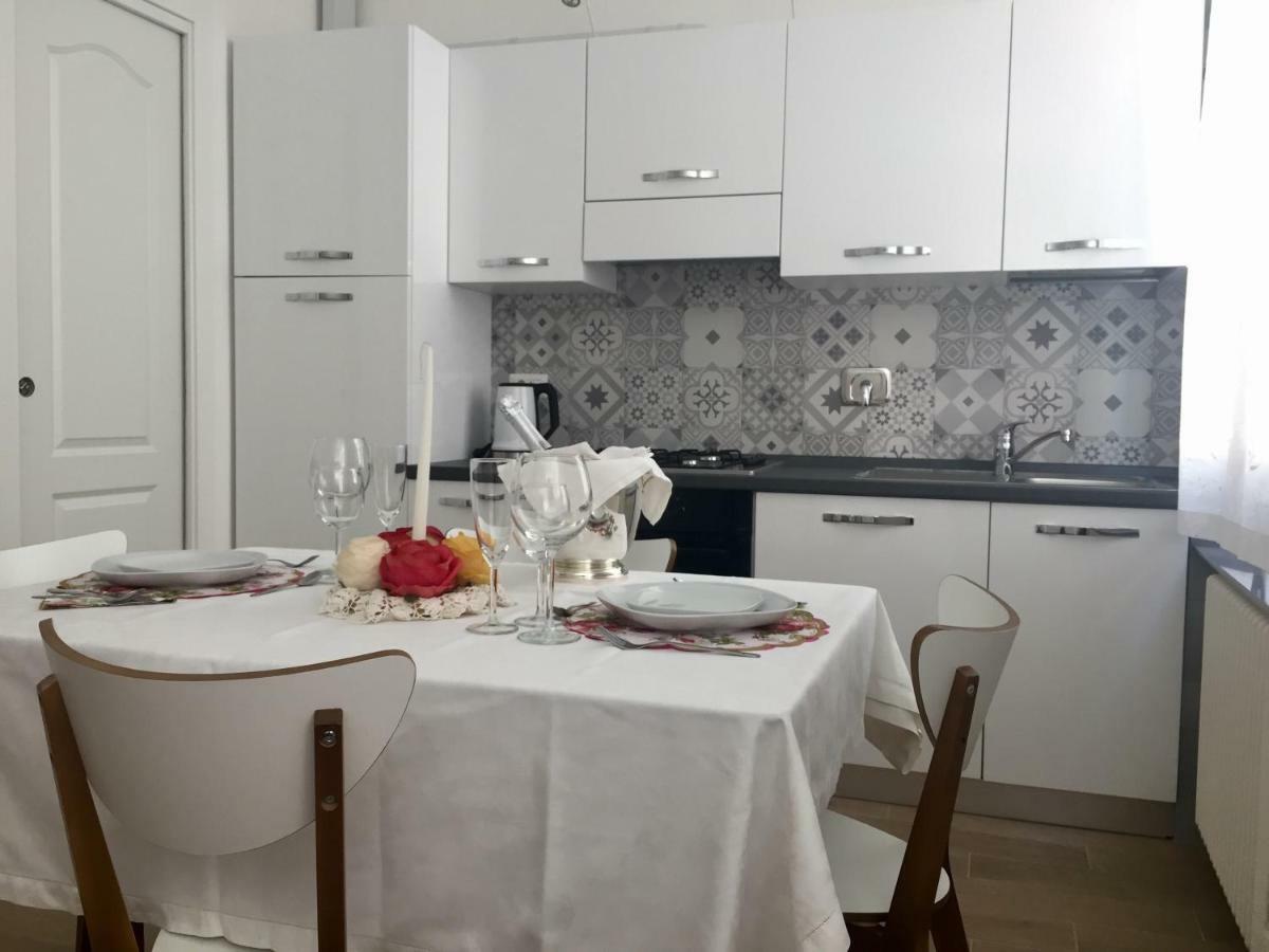 Апартаменты Temporary House De' Giudei Болонья Экстерьер фото